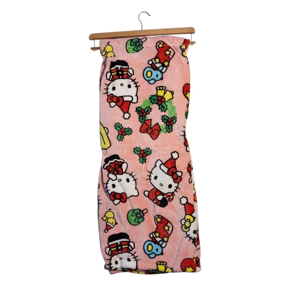 NEW Northwest Mistletoe Pink Silk Touch Sanrio Hello Kitty Throw